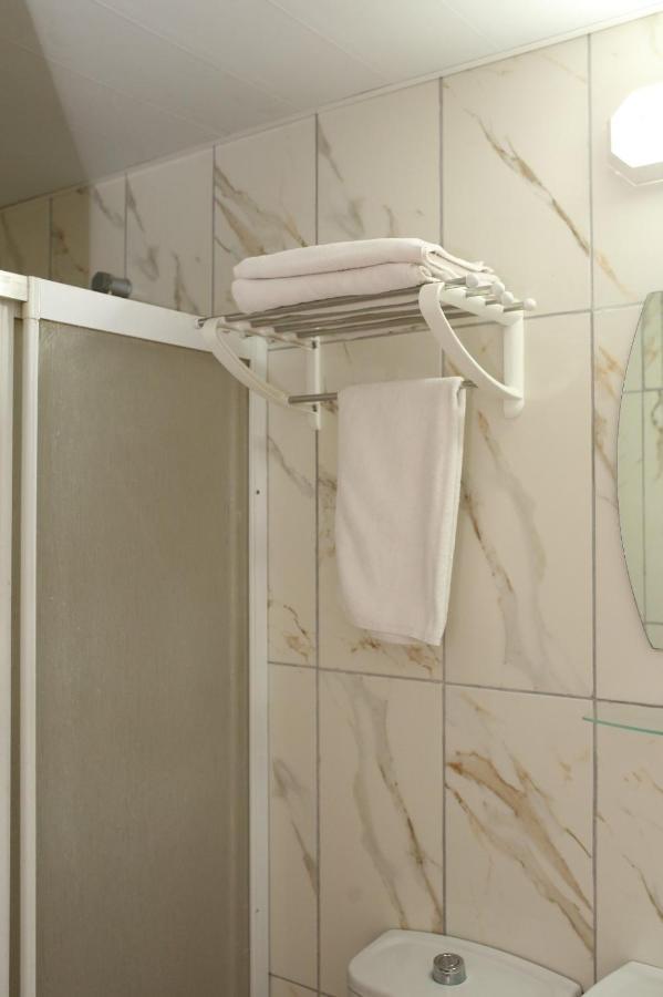 Oezhan Hotel アンタルヤ エクステリア 写真