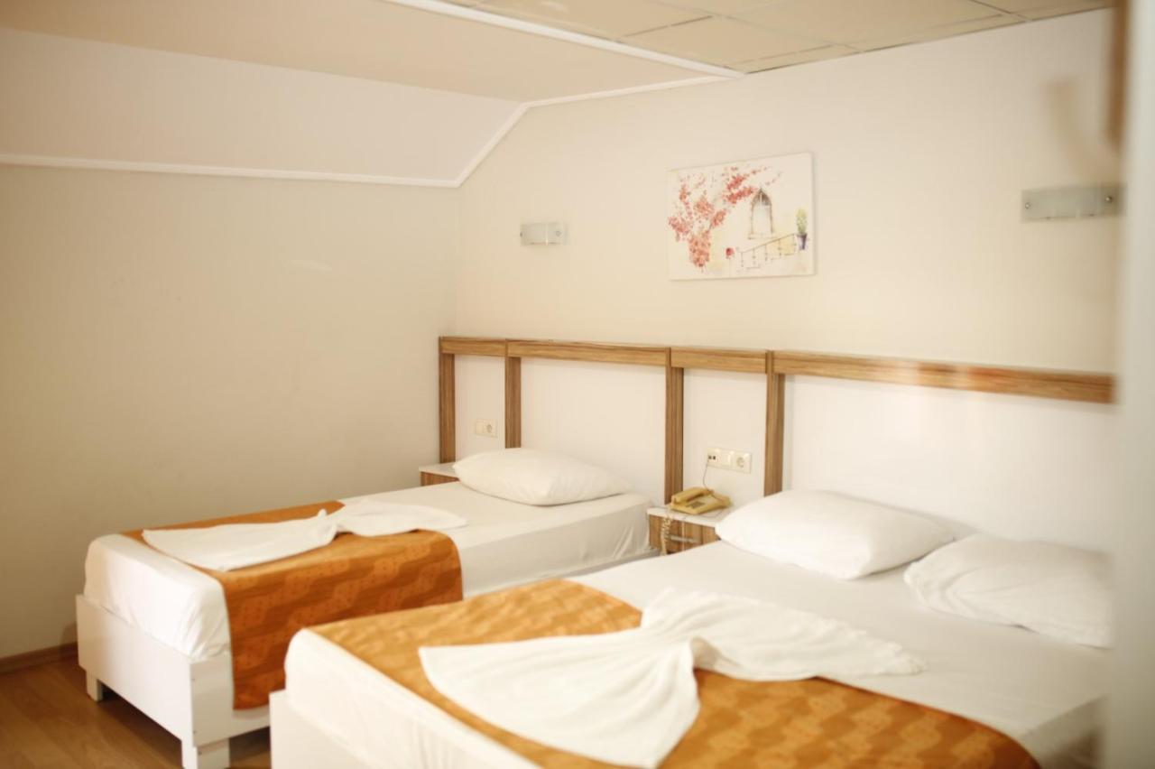 Oezhan Hotel アンタルヤ エクステリア 写真