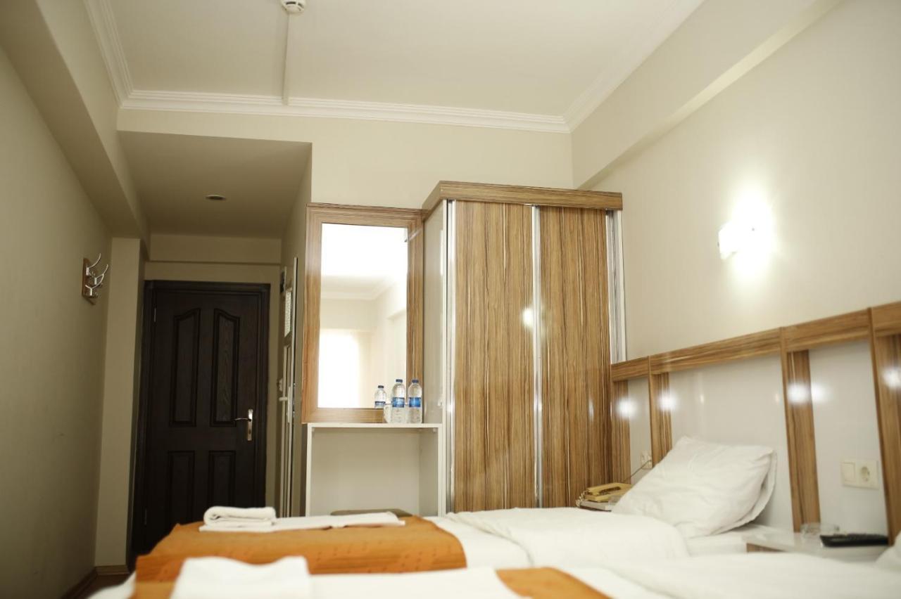 Oezhan Hotel アンタルヤ エクステリア 写真