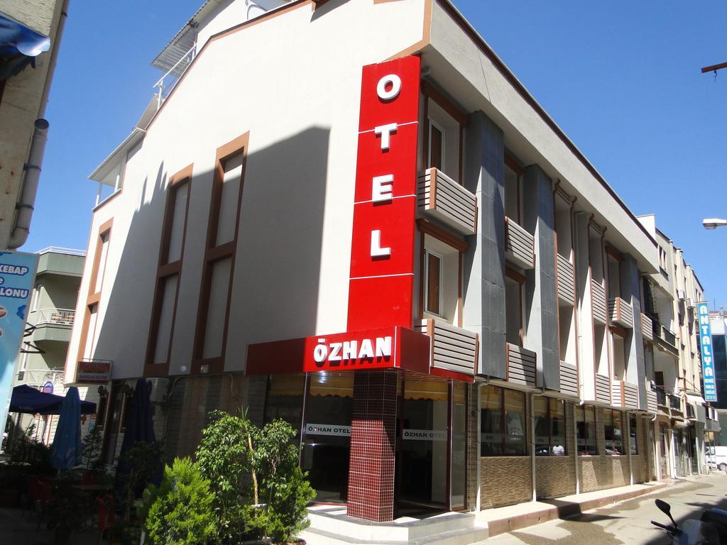 Oezhan Hotel アンタルヤ エクステリア 写真